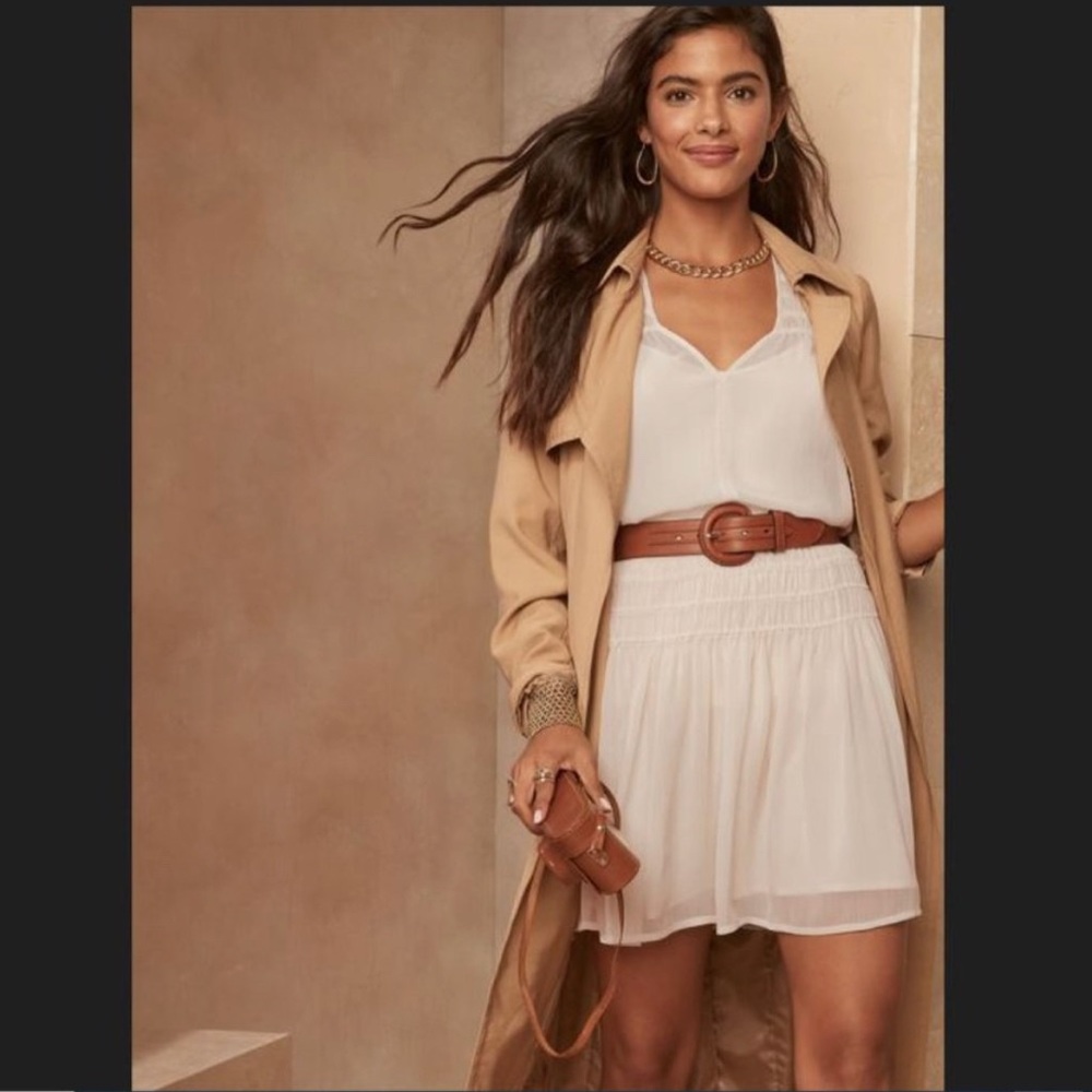 Banana Republic Ruched Fit fin flare mini skirt